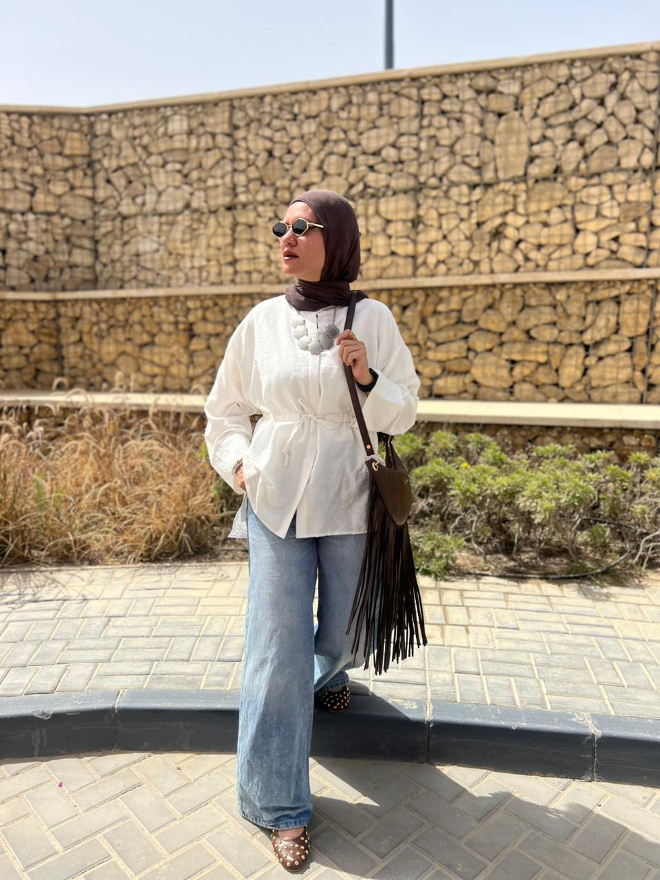 Linen blouse in white