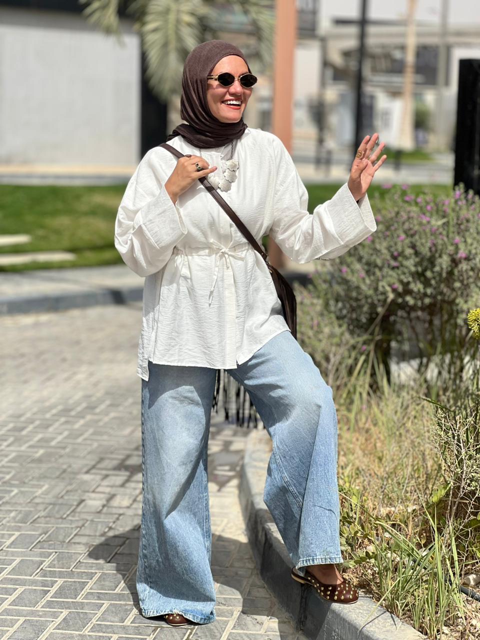 Linen blouse in white
